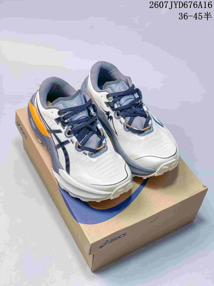 ASICS Trabuco Max 5 Trail Running Shoes White Gray