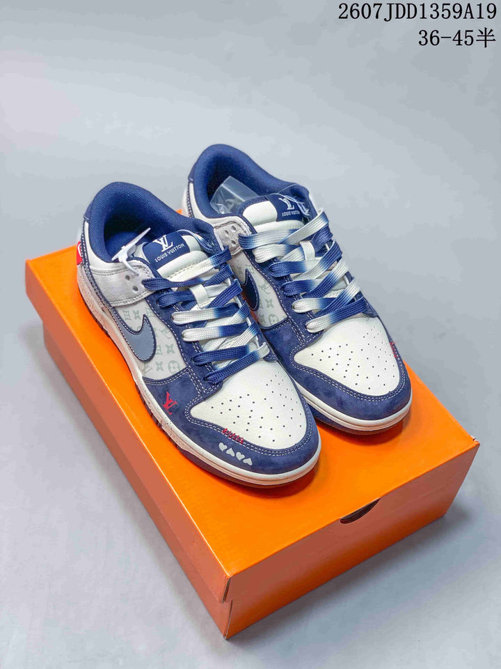 Jordan Air Jordan 1 Low Sneakers White and Navy
