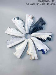 On The Roger Clubhouse Sneakers in White