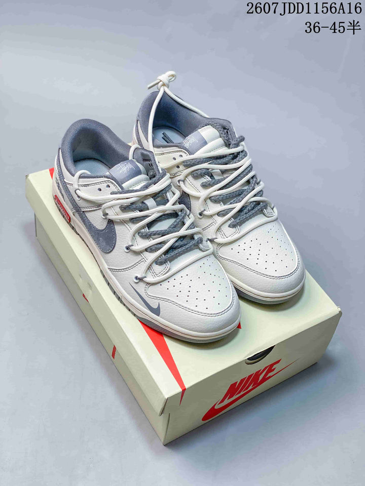 Nike SB Dunk Low Supreme-Style White Grey Sneakers