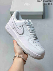 Nike Air Force 1 '07 Low White Sneakers