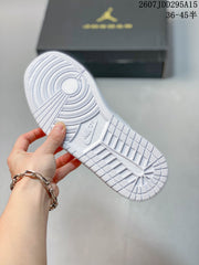Nike Air Jordan 1 Low White Sneakers 2607JDD295A15