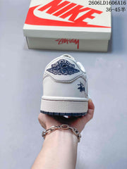 Jordan 1 Low Travis Scott Stüssy-Style White Sneakers