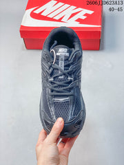 Nike Air Max Moto 2K Low-Top Running Shoes, Black