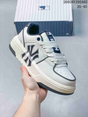 MLB Chunky Liner Low-Top Sneakers White Navy