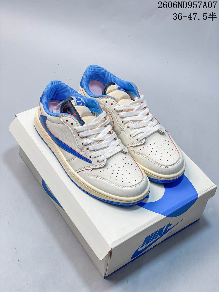 Jordan Travis Scott Air Jordan 1 Low OG Velvet Brown Sneakers