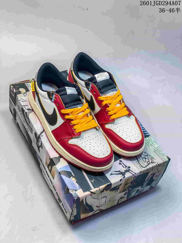 Jordan Air Jordan 1 Retro Low OG Sneakers Red White Black HV8566