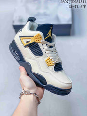 Jordan Air Jordan 4 Retro Sneakers Off-White