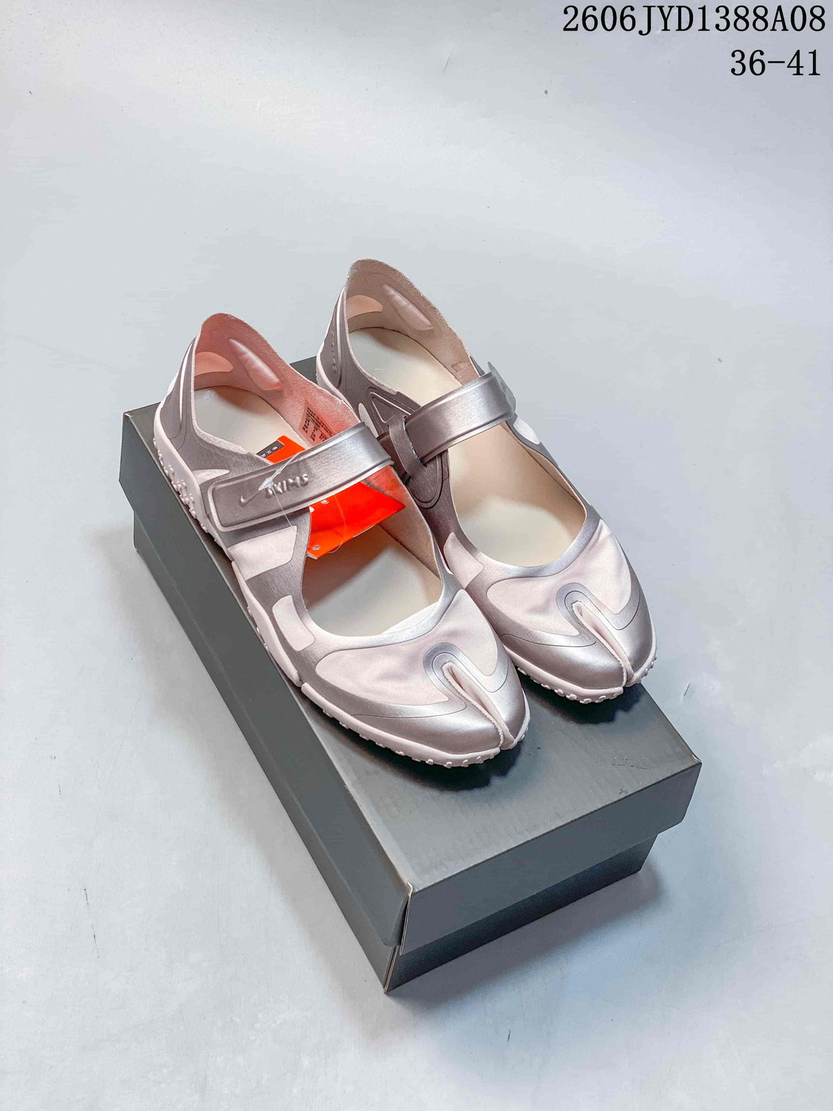 Nike Air Rift Mesh Shoes in Pink O7694-201