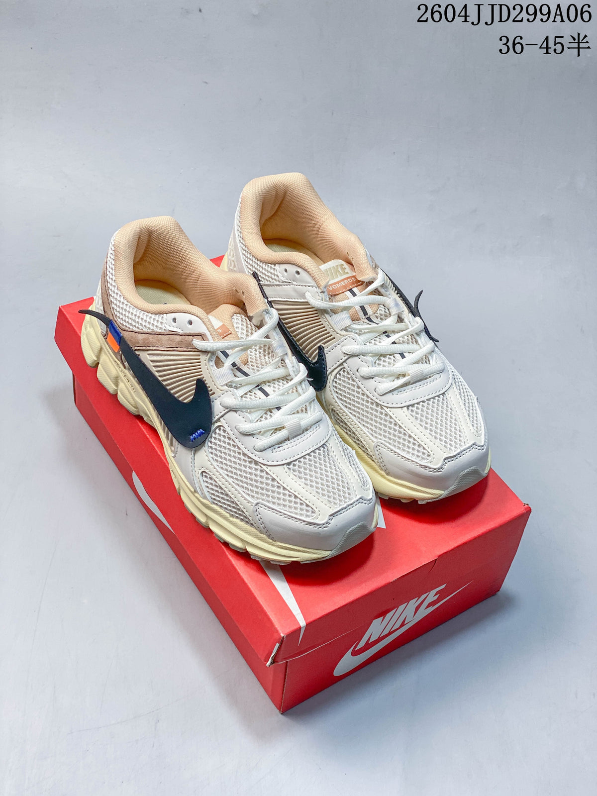 Nike Zoom Vomero 5 Sneakers FJ4151-004