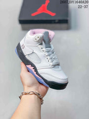 Jordan Air Jordan 5 Retro Kids Sneakers White Pink Gray