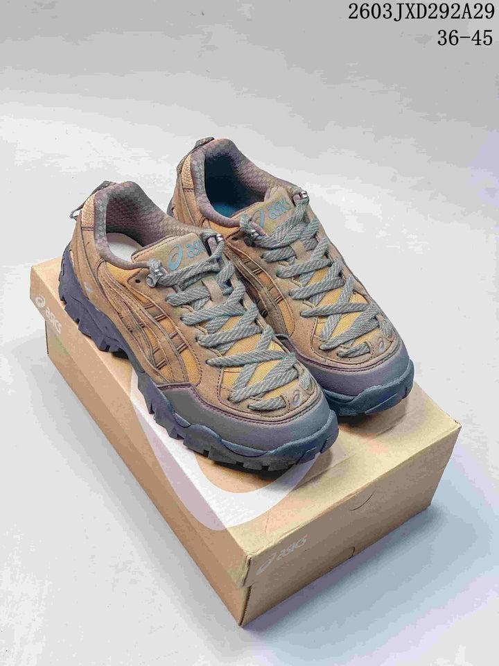 ASICS Gel-Pickax 1203A983-020 Outdoor Sneakers