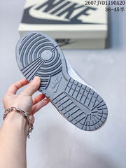 Nike SB Dunk Low Stüssy Collaboration Colorway
