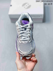 Saucony Pro Grid Omni 9 White Purple Running Sneakers