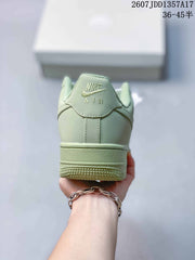 Nike Air Force 1 ’07 Low Green Sneakers