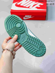 Nike Dunk Low SB Sneakers, Green and White, JD107A17