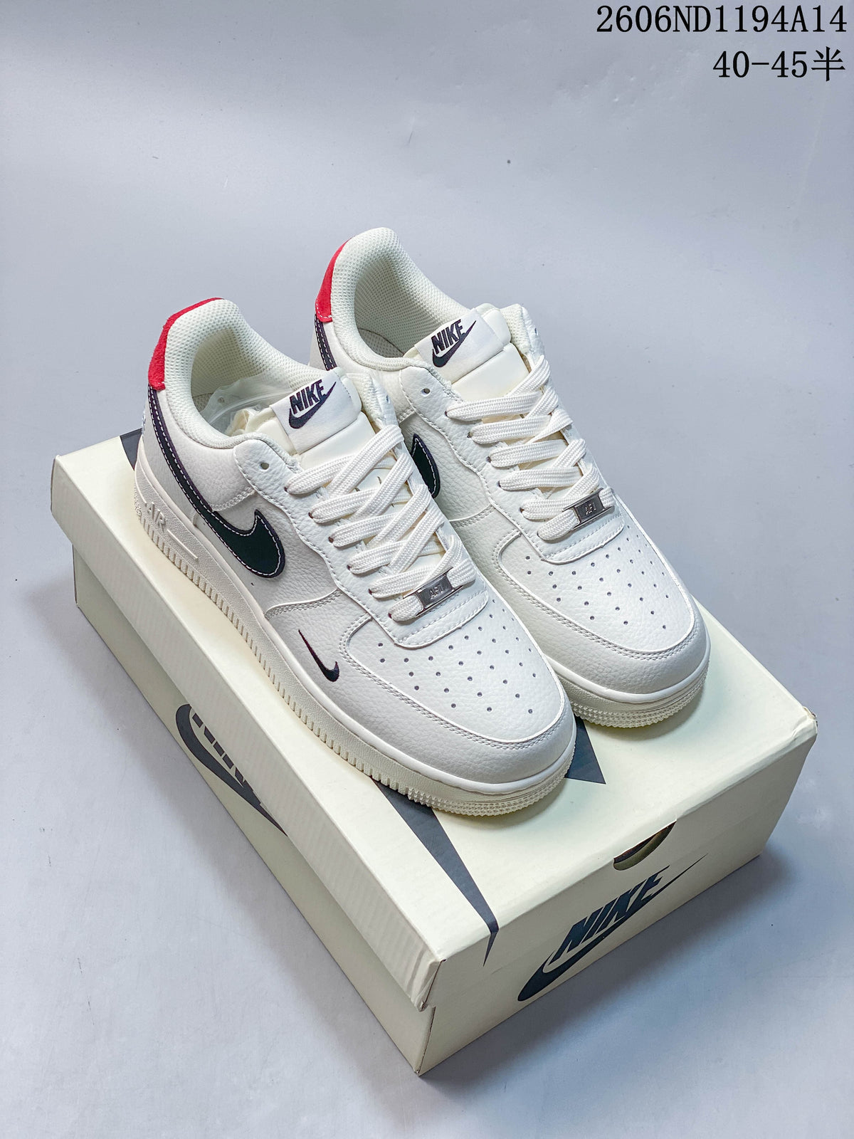Nike Air Force 1 '07 Low “Fa” White Sneakers