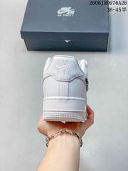 Nike Air Force 1 '07 Low-Top Sneakers, White