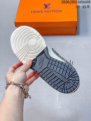 Nike SB Dunk Low Printed Gray and Cream Low-Top Sneakers