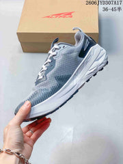 Altra Experience Wild 2 Men's Running Shoes Gray