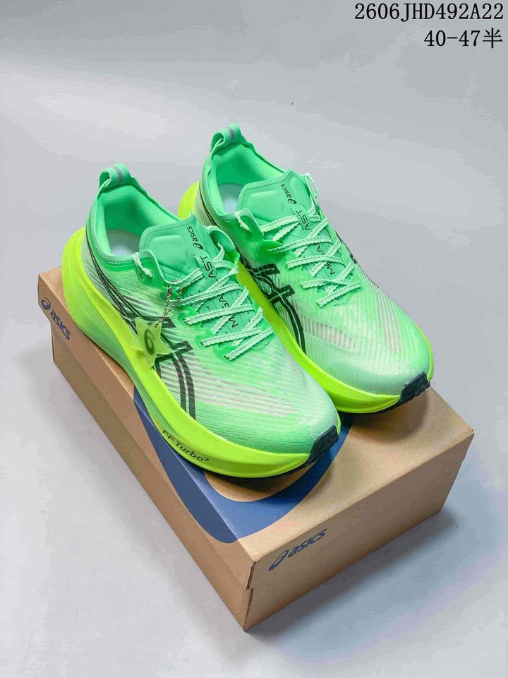 ASICS MEGABLAST Running Shoes Green 1012C008-106