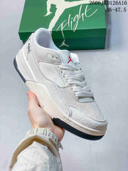 Jordan Flight Court Low-Top Basketball Shoes – White