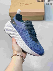 Nike Ava Rover Hs Low-Top Sneakers