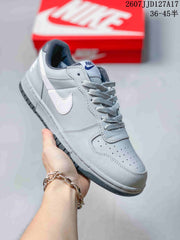 Nike SB Dunk Low Pro Grey White Sneakers JJD127A17