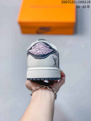 Jordan 1 Low OG SP Military Blue Low-Top Sneakers