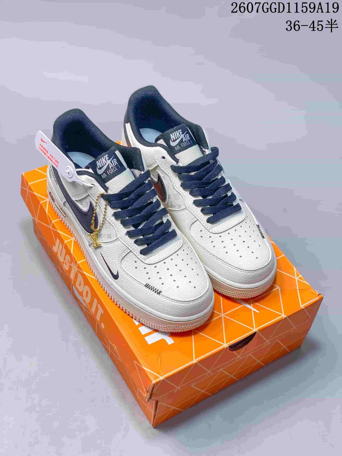 Nike Air Force 1 '07 Low Sneakers White Black