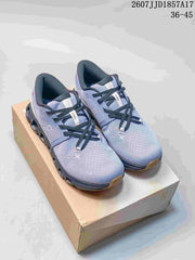 On Cloud X 4 Low-Top Sneakers