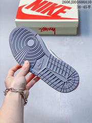 Jordan 1 Low Travis Scott x Stüssy-Style Sneakers Grey Red