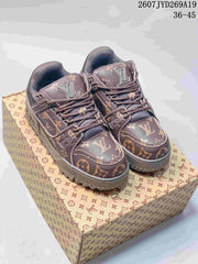 Louis Vuitton Trainer Maxi Brown Low-Top Sneakers