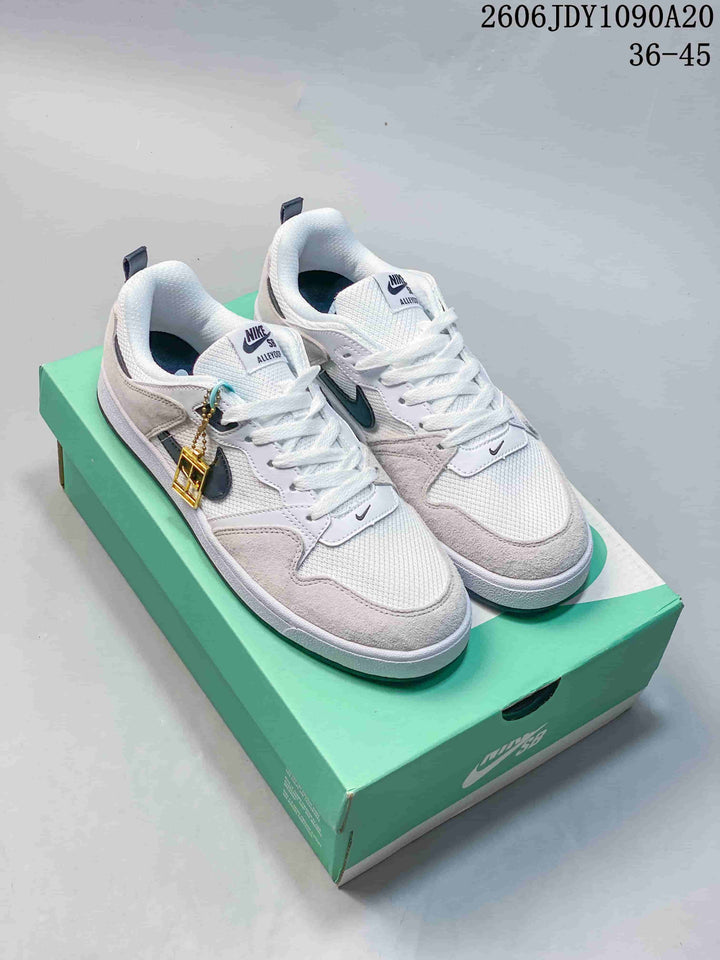 Nike SB Alleyoop Low-Top Skate Shoes White and Grey