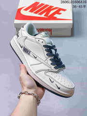 Jordan 1 Low Travis Scott Stüssy-Style White Sneakers