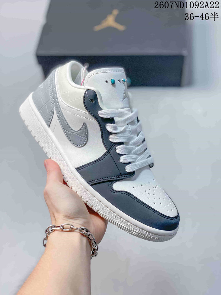 Jordan Air Jordan 1 Low Sneakers, Multicolor Options